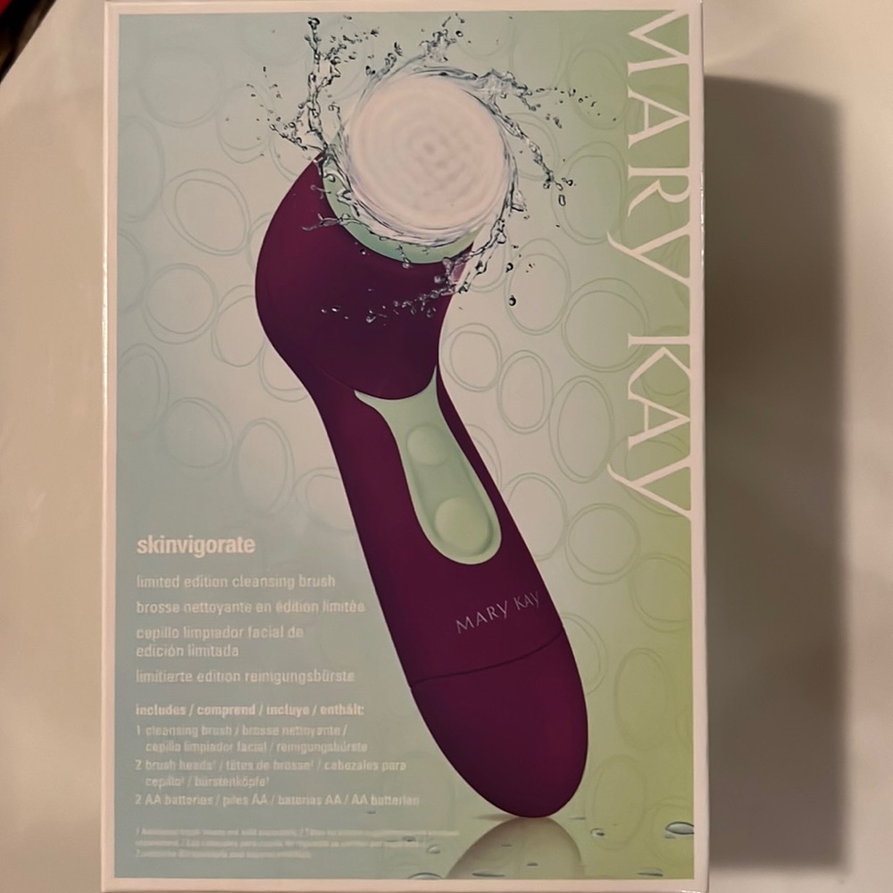 Mary Kay Skinvigorate cleansing brush